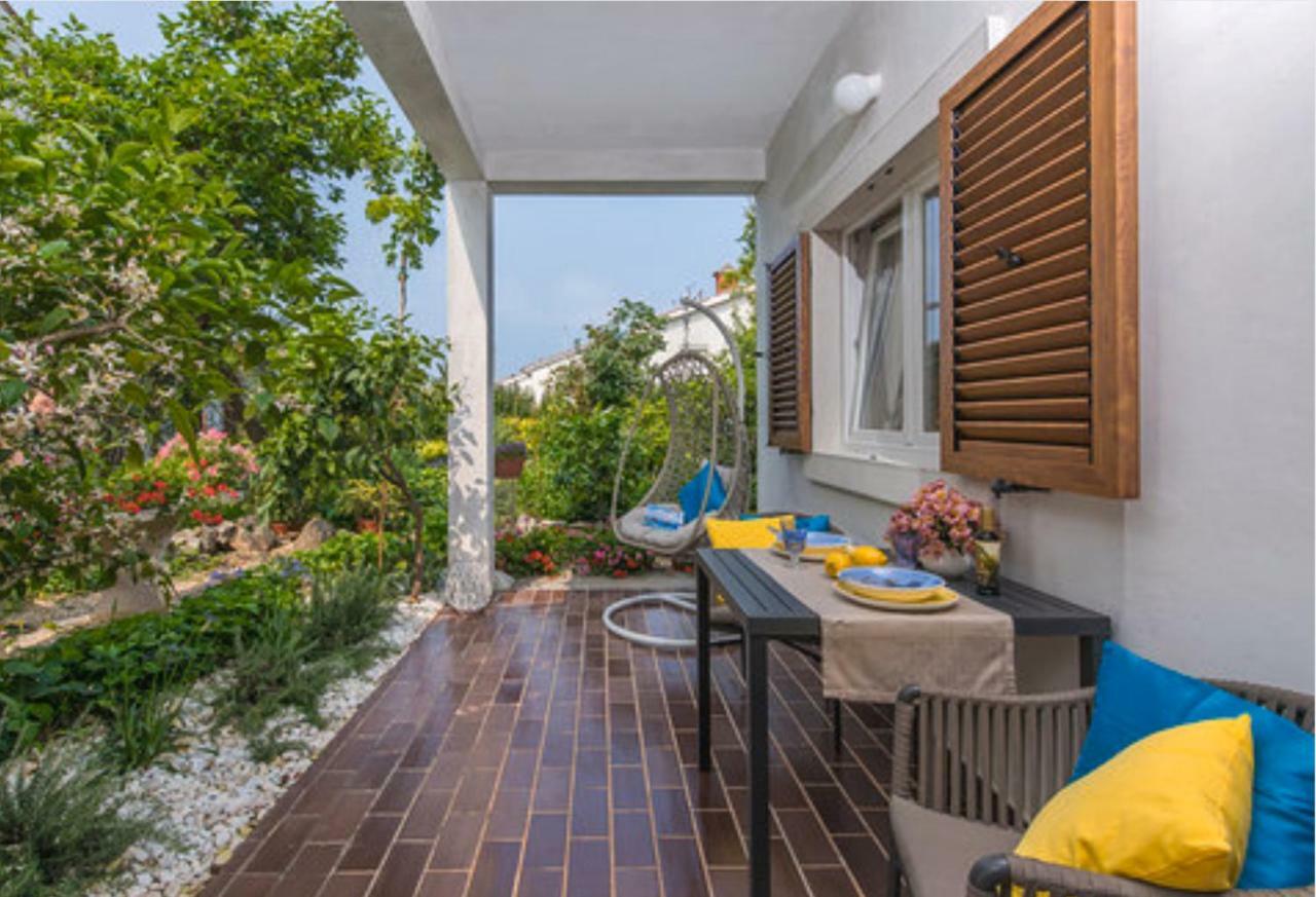 New!!! New Riva Luxury One - With Sunny Terrace & Big Garden Apartment Porec Exterior photo